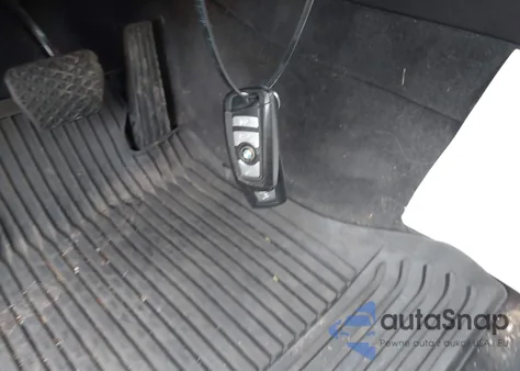 2012 BMW 528I xDrive из США, поврежденный, VIN WBAXH5C57CDW05509